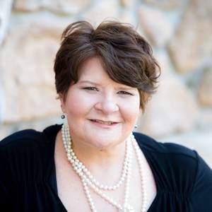 Meet your Posher, Lynn